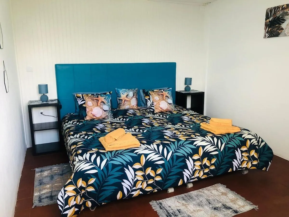 House In Canico Ribeirinha  البرتغال
